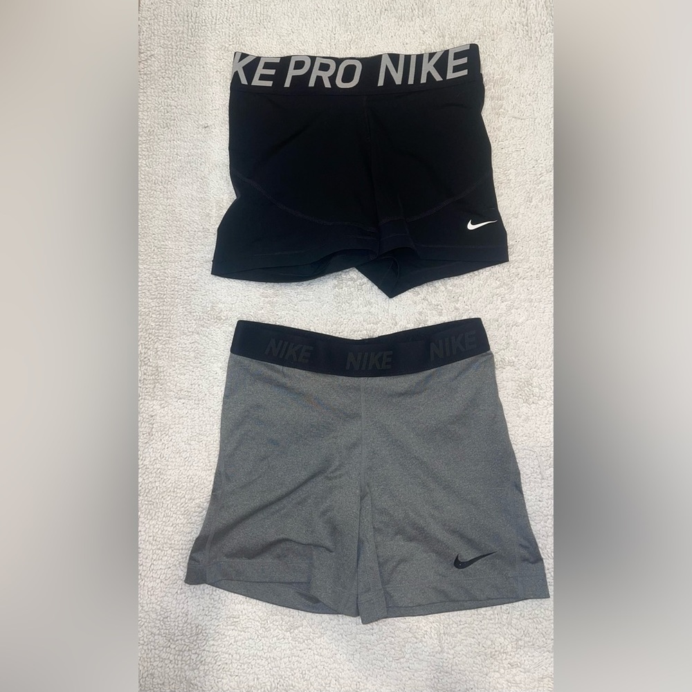 NIKE pro shorts/spandex 2 pack